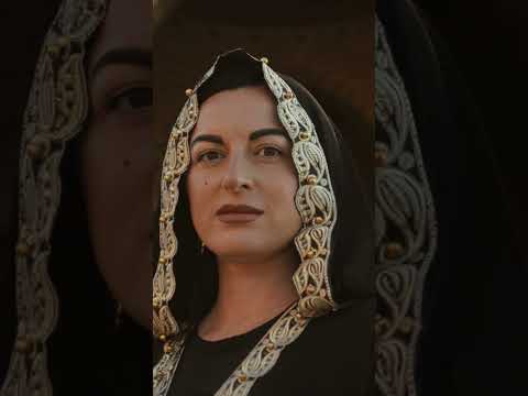 حبيبي أنا بنسى نفسي لما بكون وياك