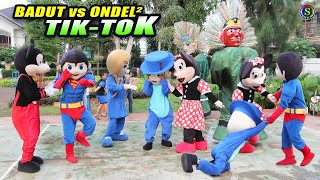 BADUT vs ONDEL-ONDEL TIK-TOKan di Lapangan LICIN ~ Badut JATUH Lucu