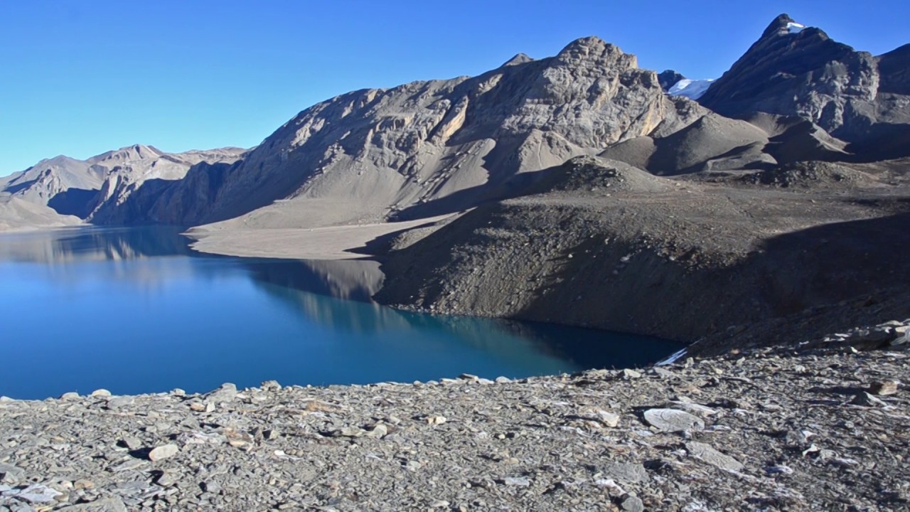 Travelling to the world highest attitude lake