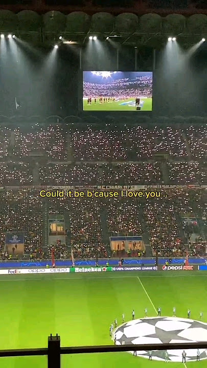 Vibrant AC Milan  Sara perche ti amo chant -  Lyrics and English subtitles