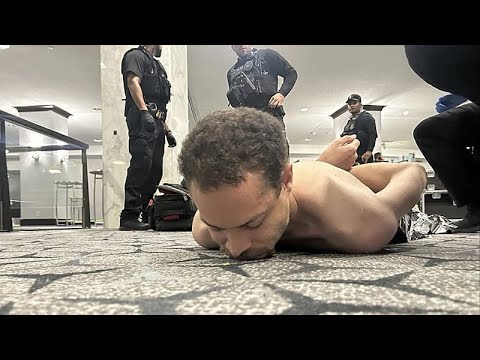 Подозреваемому в стрельбе на ужине с прессой предъявлено обвинение в покушении на убийство...