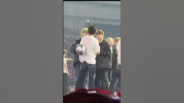 dearALICE with Mark, Anton, and Jaemin on SMTOWN Live 2025 ending stage #dearALICE #nctdream #riize