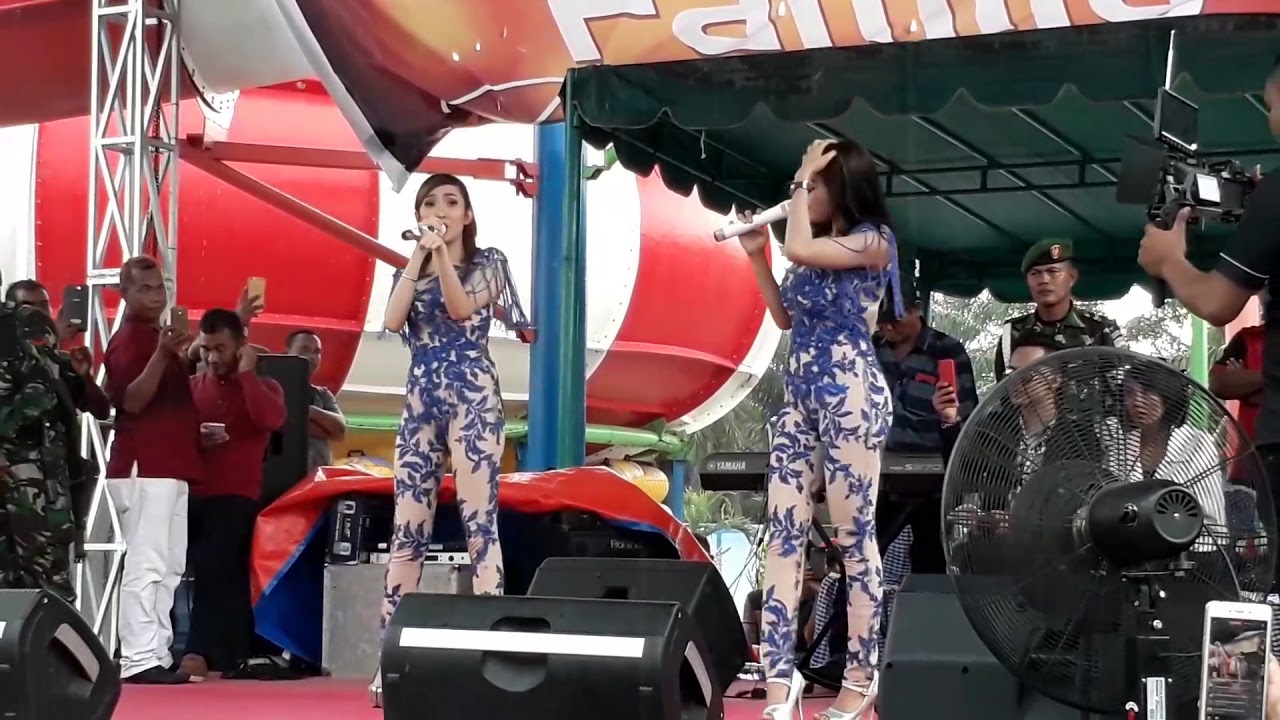 Duo srigala mengoyang singapore land waterpark batu bara ...