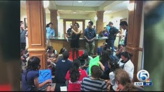 Students demand answers at FAU Pablo Paez Geo Group