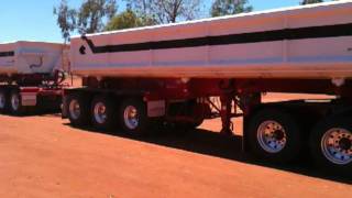 Australian Roadtrain in the Northern Territory