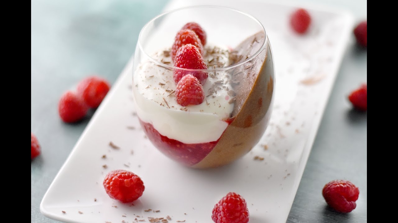 Mousse Au Chocolat Blanc Et Chocolat Au Lait Au Coulis De Framboise Une Recette Facile Youtube Mousse Au Chocolat Blanc Et Chocolat Au Lait Au Coulis De Framboise Une Recette Facile Youtube