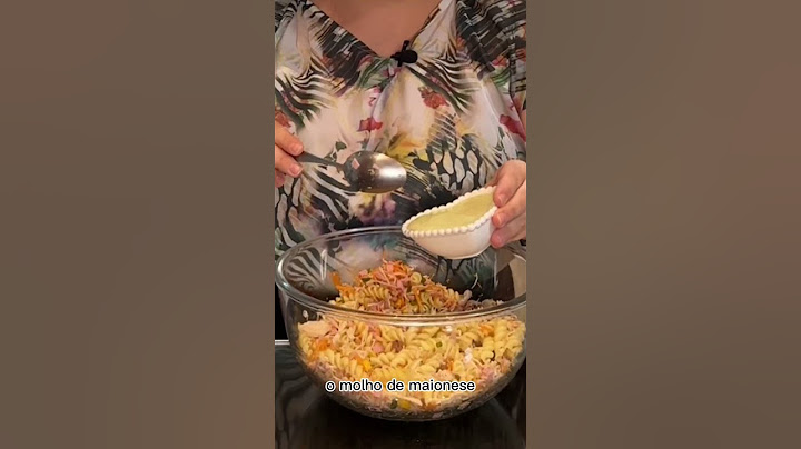 Macarronese com frango desfiado. Tem receita completa aqui no canal. #macarrão #macarronese #frango