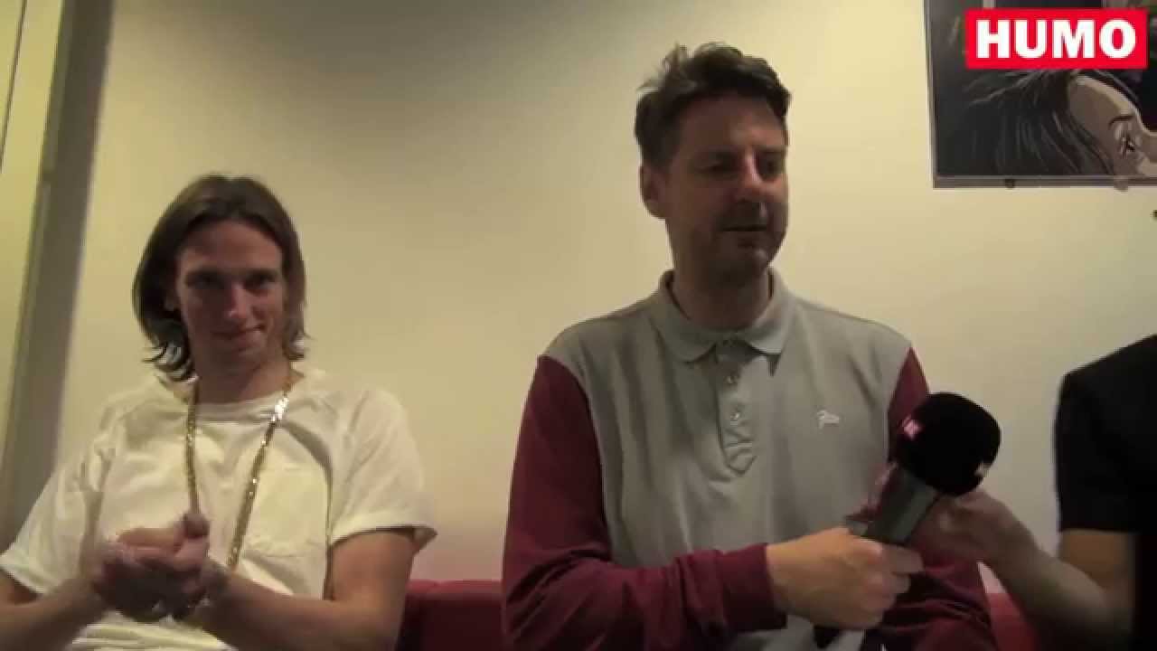 De Jeugd Van Tegenwoordig over het boek 'Ook maar mensen' - YouTube