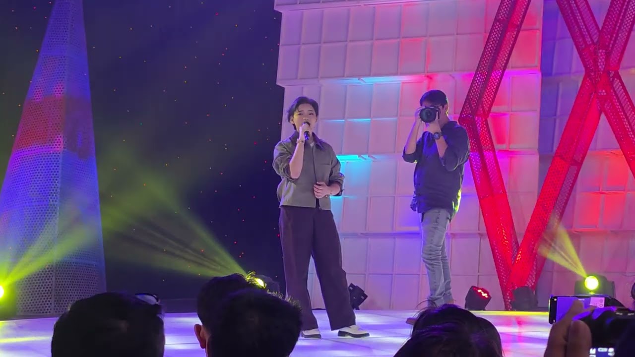 แทบน้ำตาไหลเมื่อได้ฟังเพลงนี้ บรรยากาศบันทึกรายการ ทูเดย์โชว์