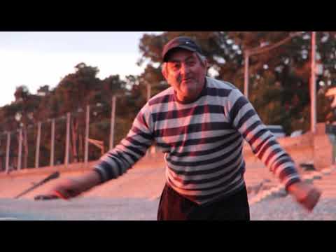 13 05 2019 Sergo Manasian начал ловить ставридку на резинку Кобулети ქობულეთი Аджария Грузия