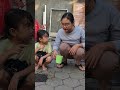 adek bikin minuman dari tanah #shorts #funny