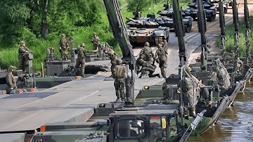 US Army Builds Massive Pontoon Bridge to Move Tanks Across River