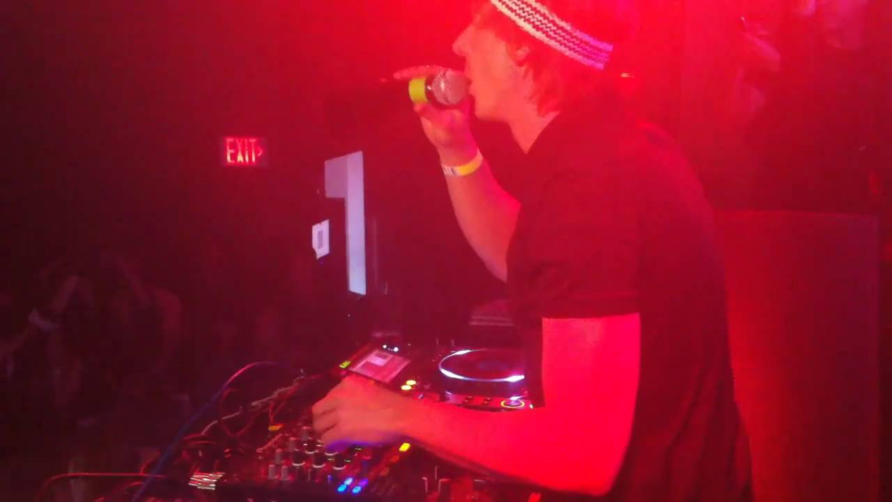 MARTIN SOLVEIG dropping HELLO at PLAYHOUSE HOLLYWOOD