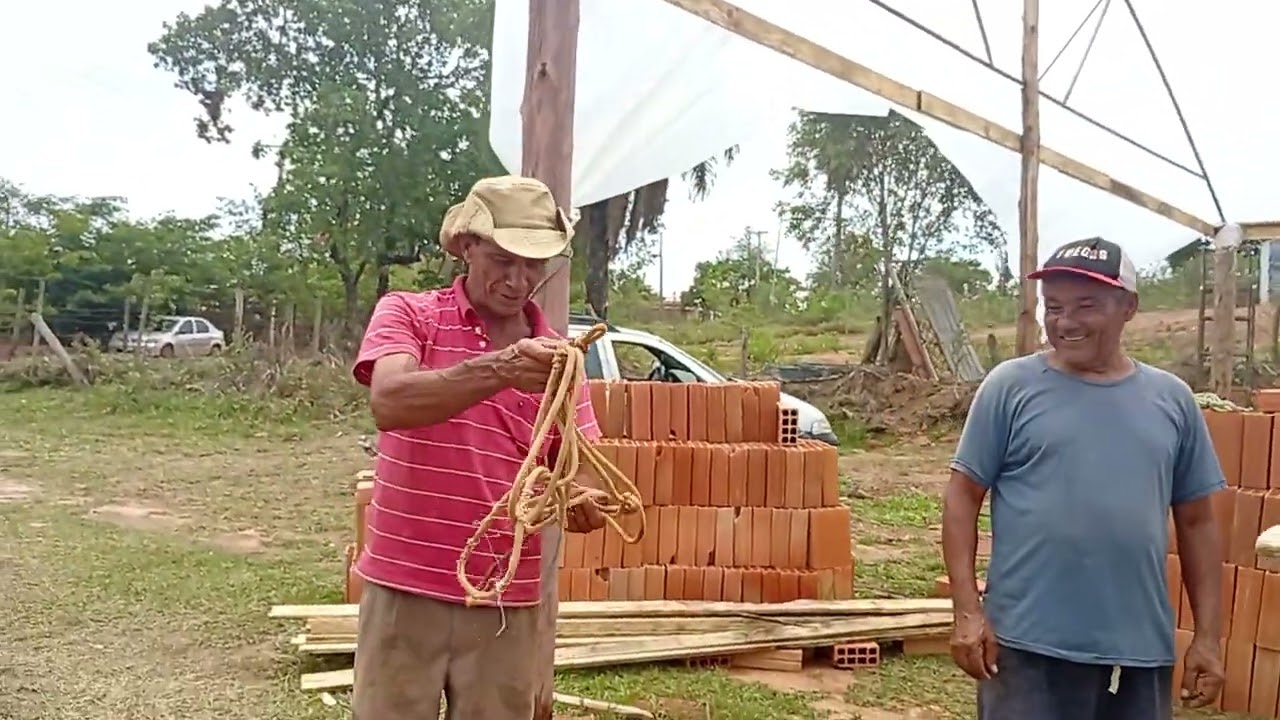 Colocando lona há 4 meses atrás
