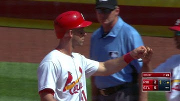 PHI@STL: Fryer lines an RBI single to right field