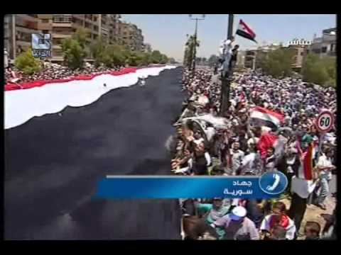 Girl Syria - Largest Flag 2011/06/15 البنت السورية - أكبر علم سوري دمشق