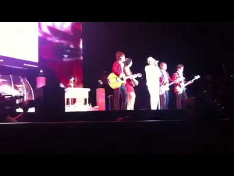 Rod Stewart - Maggie May, Brisbane Entertainment Centre 2012