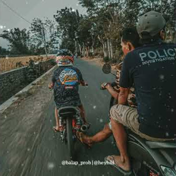 Story' wa drag keren🤘