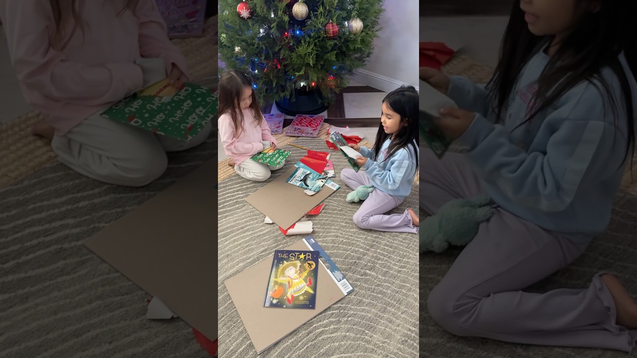 Дочери открыли рождественские подарки раньше времени, и мама рассердилась 