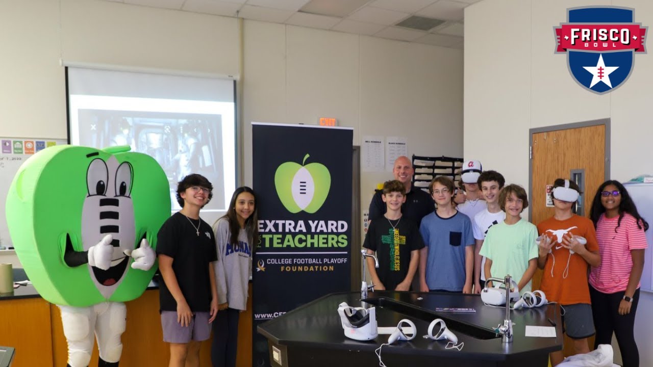 Frisco Bowl Donates VR Equipment to Griffin Middle School in Frisco
