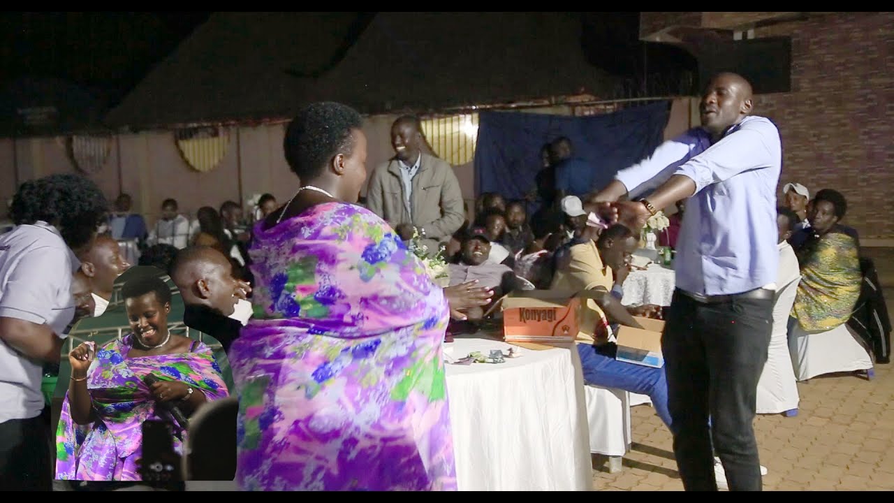 Anna Muriisa Kyabitondo @Bahiima Kuntiiko Performed Amani Gente Concert Yee at Happiness Hotel Tz