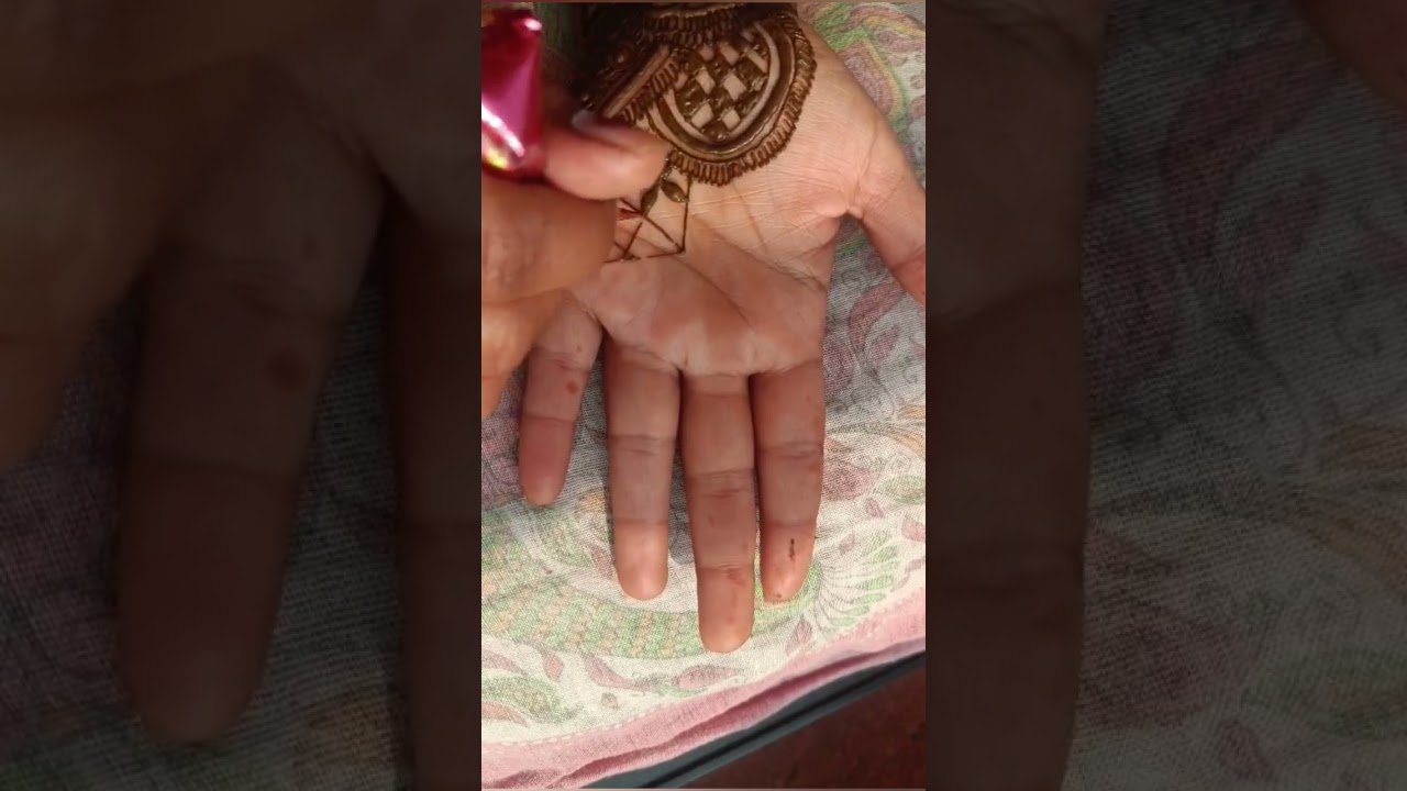 Easy front hand mehndi designs 😍😍😍😍#mehndi #hennadesigns #henna #hennatattoodesign #hennamagic 