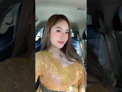 Tante Riska Memang Mantul