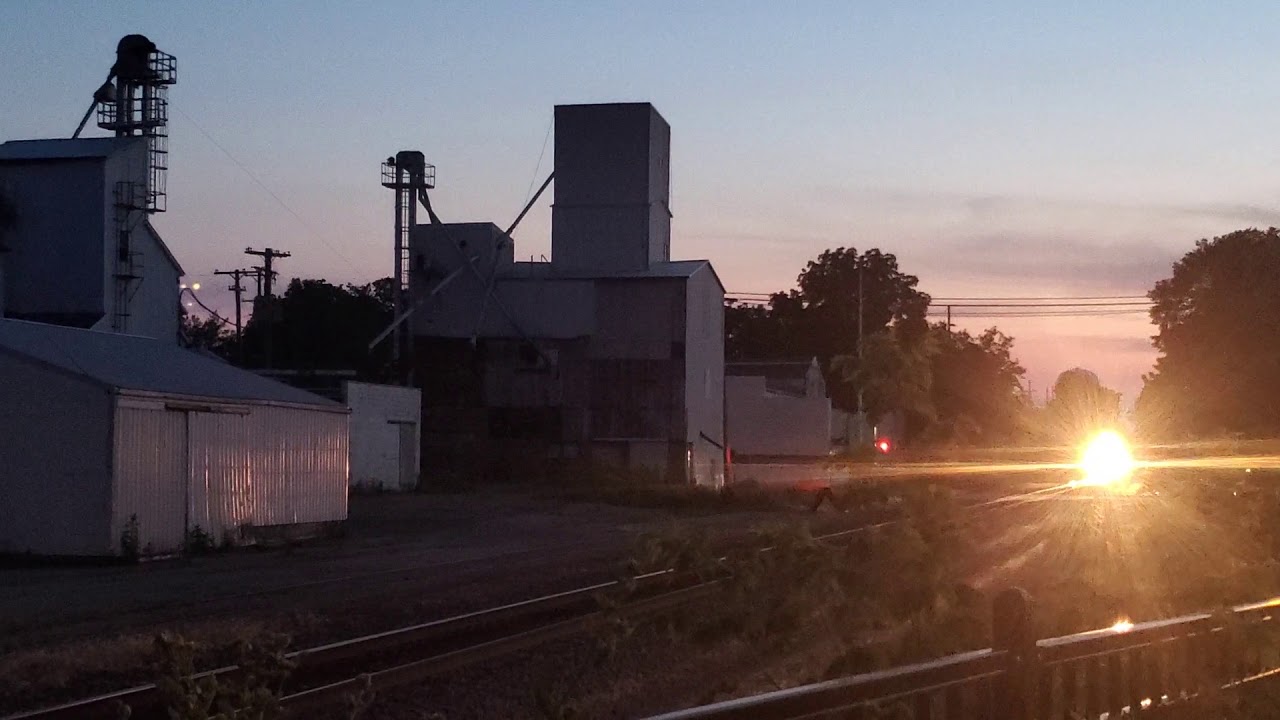 CN Local job going through Imlay City, MI 7520!! YouTube