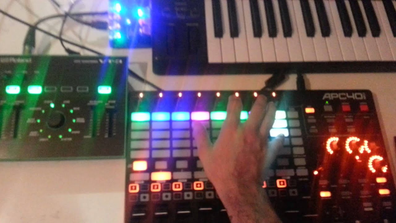 Mindmazing`s new Ableton Live Project on AKAI APC40 MK2 - YouTube