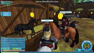 L00king at horses |:| Ft. Zoey Breezeluck and Peanut :,) |:| Bambi Kingberg