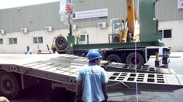 LVD Heavy duty press break 200 ton capacity loading to Barik Group_Oman