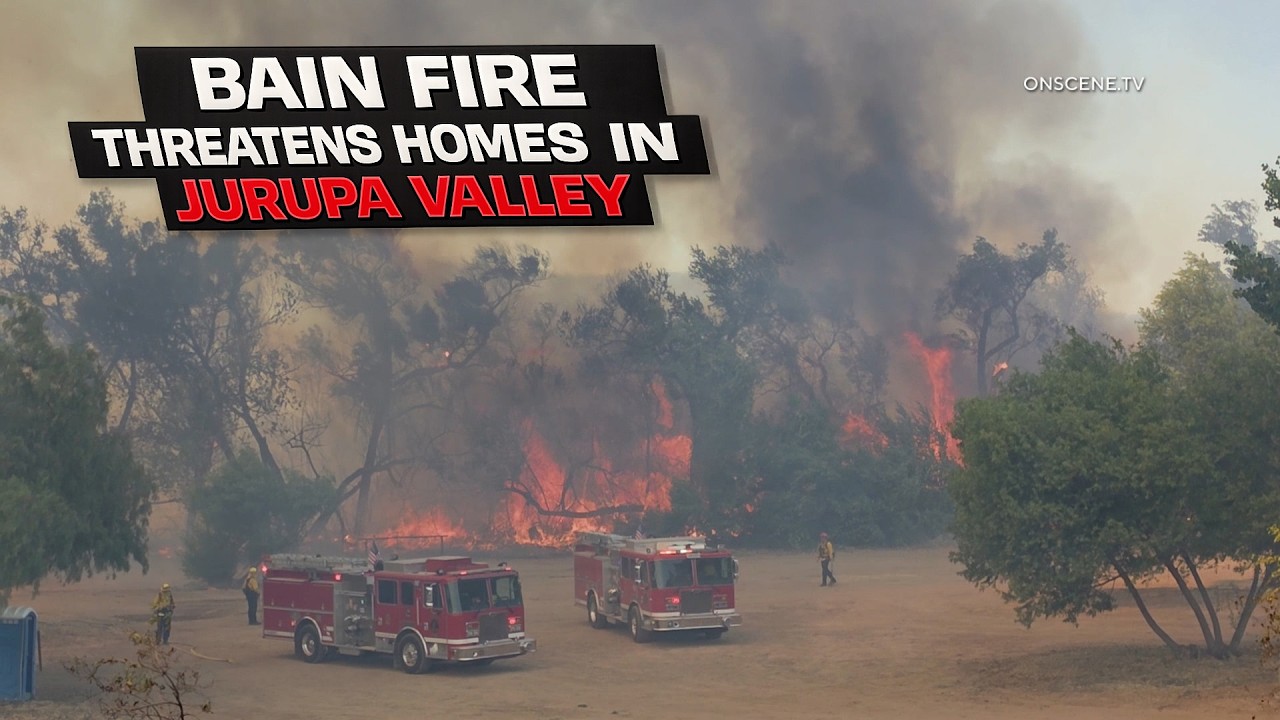 Bain Fire Threatens Homes In Jurupa Valley - YouTube