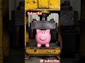 Ever wondered what a hydraulic press does to a piggy bank? 🐷🔨 #piggy #piggybank #piggybac #minipig