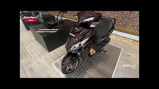 Auto Expo 2023: Joy e-Bike Wolf Eco EV Scooter Walkaround I Promeet Ghosh I वनइंडिया हिंदी Resimi