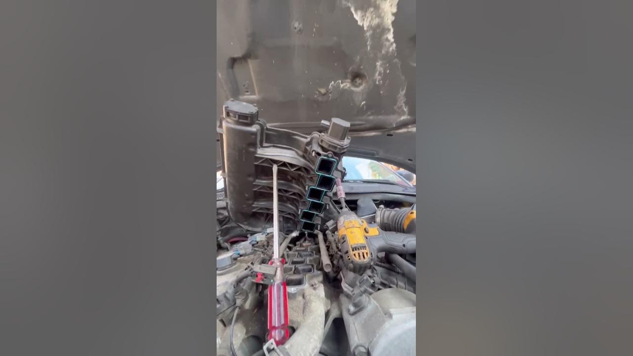 2006 dodge charger v6 fuel rail and fuel injector replacement - YouTube