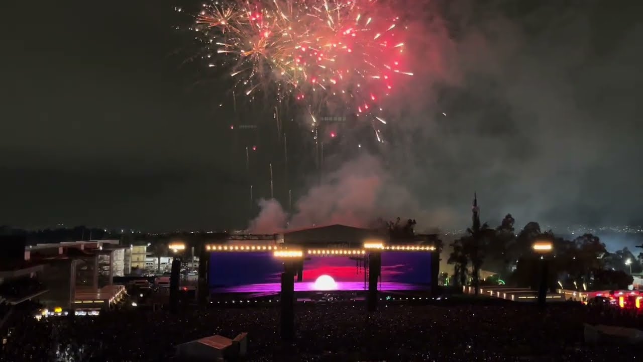 Champagne Supernova - Oasis, Mexico City, 12 Sep 2025.