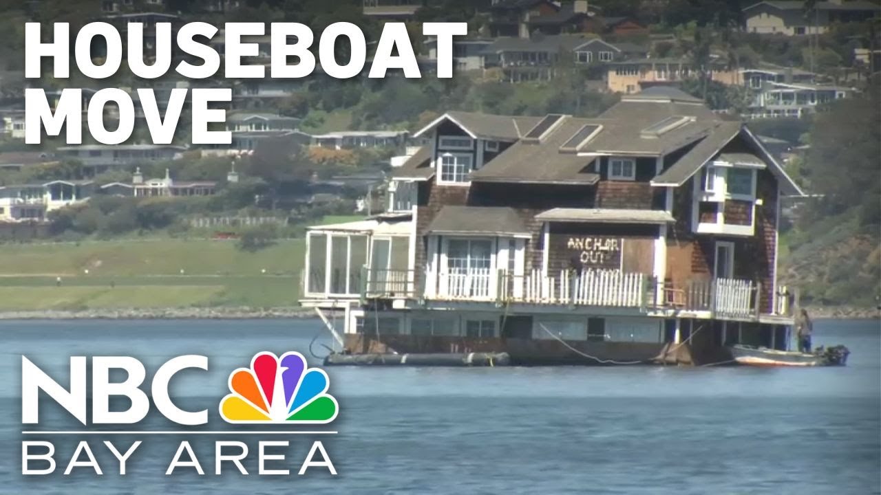 Two-story houseboat moved from Redwood City to Sausalito - YouTube