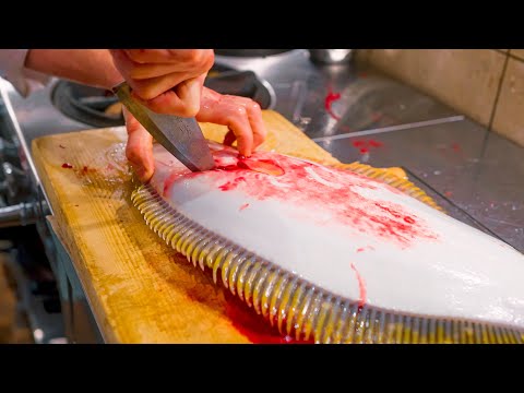 How to cook a natural live Japanese flounder sashimi with burning volcano sauce! Japanese carpaccio!