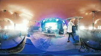 Monster Florence - Anne Boleyn (360 video live at Reading Festival) Monster Florence - Anne Boleyn (360 video live at Reading Festival)