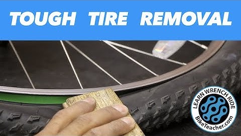 I have a tubeless tire stuck to my rim, try these wood blocks.