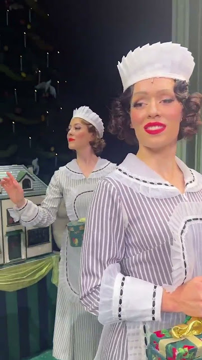 When the Cast of Annie Hits Pause… Literally!