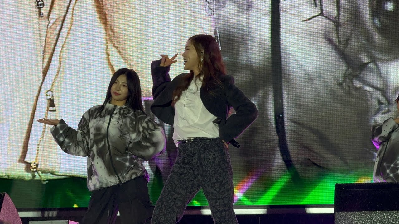 251213 양산온기페스티벌 룰라 날개잃은천사 (채리나직캠)