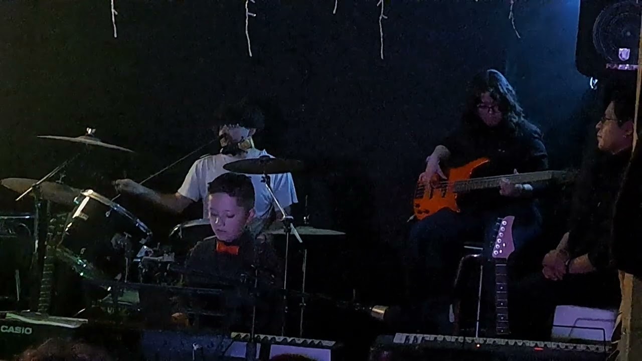 Clocks - Coldplay (by Neythan Adiel)