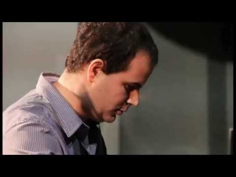 Sebastián Gangi - COMO AQUELLA PRINCESA (Tango - J. Mora / J.M. Contursi)
