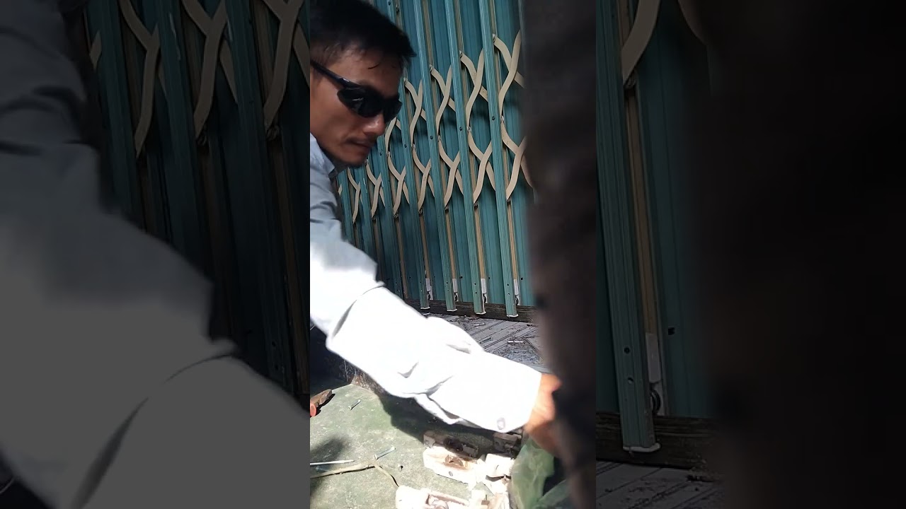 Cách thay bạc đạn cửa kéo đài loan .không cần hạ cửa.LH.0989544113