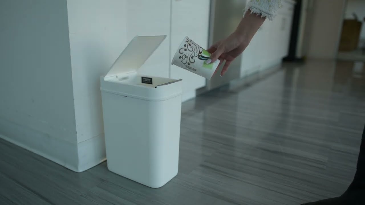 3 Gallon / 10 Liter White Plastic Sensor Commercial Trash Can