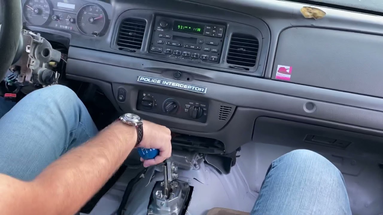 5 speed manual Crown Victoria acceleration - YouTube