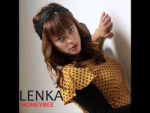 Ленка г. Ленка КРИПАЧ 2021. Ленка Вомосилова. Lenka исполнительница. Lenka певица 2022.