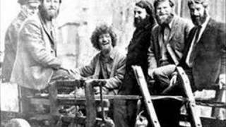 Video voorbeeld van "Luke Kelly Banks Of The Roses"