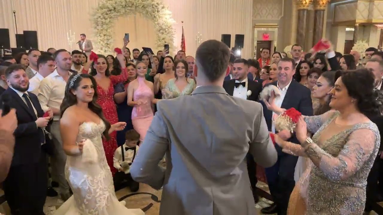 Kenga e Familes Vela